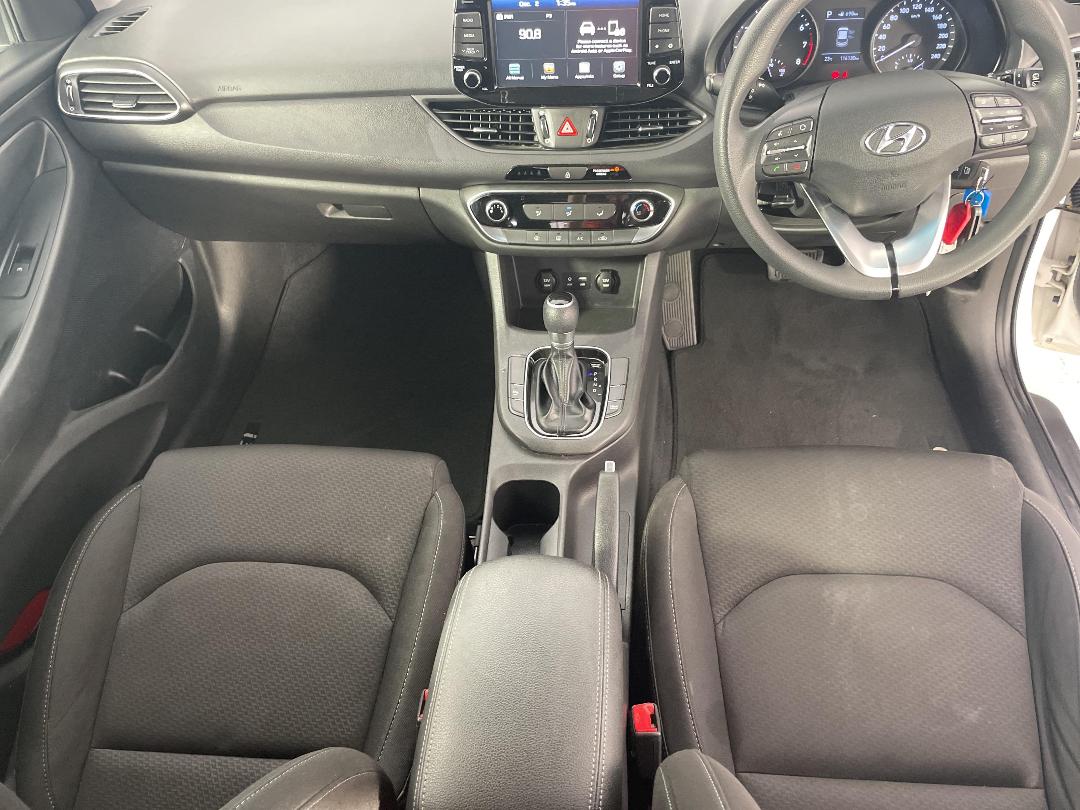 Photo '18' of Hyundai I30