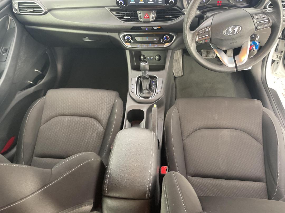 Photo '18' of Hyundai I30