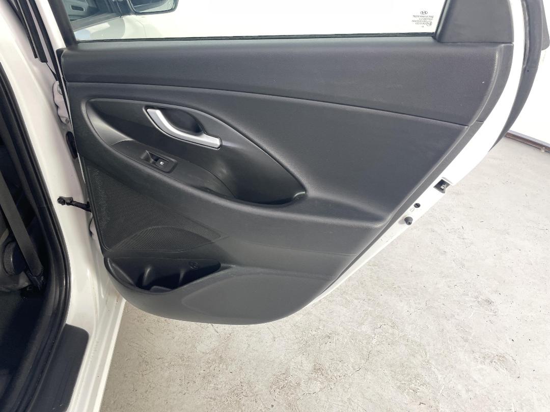 Photo '19' of Hyundai I30