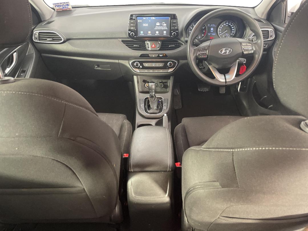 Photo '18' of Hyundai I30