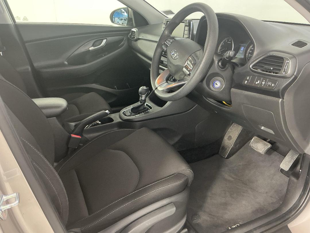 Photo '16' of Hyundai I30