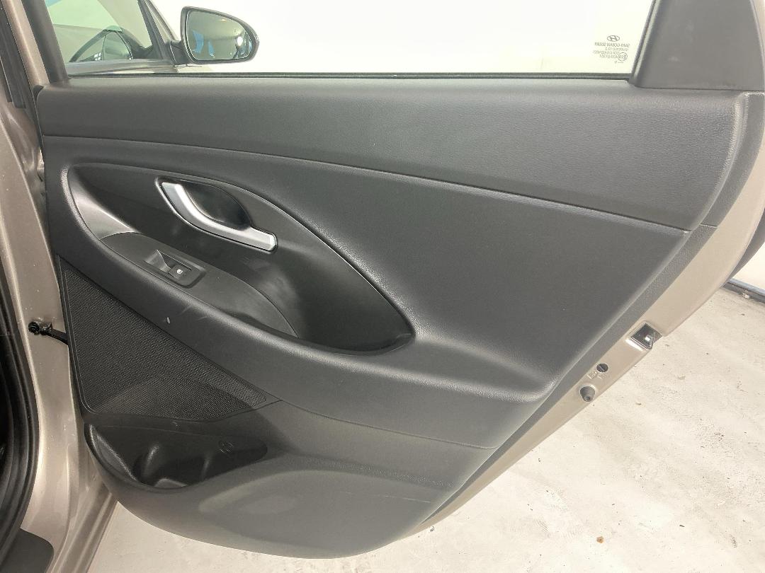 Photo '19' of Hyundai I30