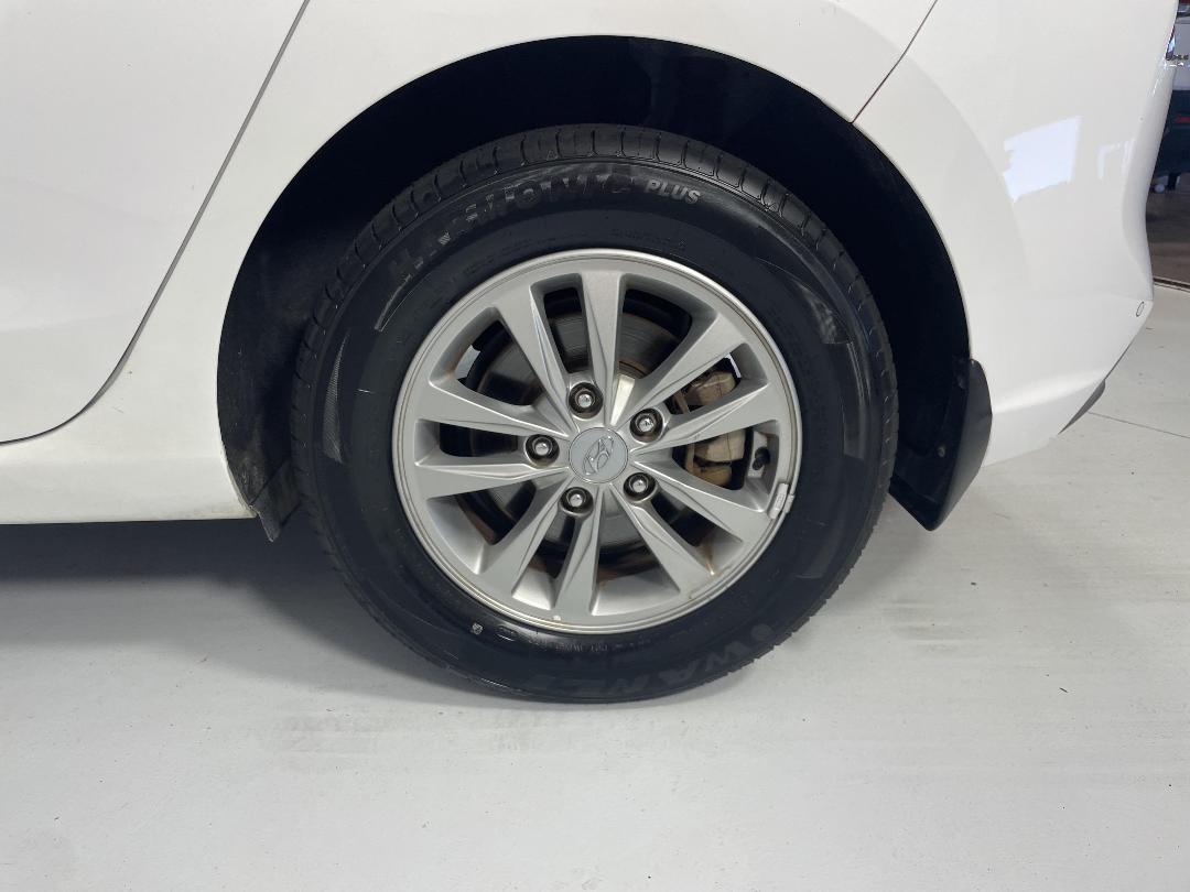 Photo '11' of Hyundai I30