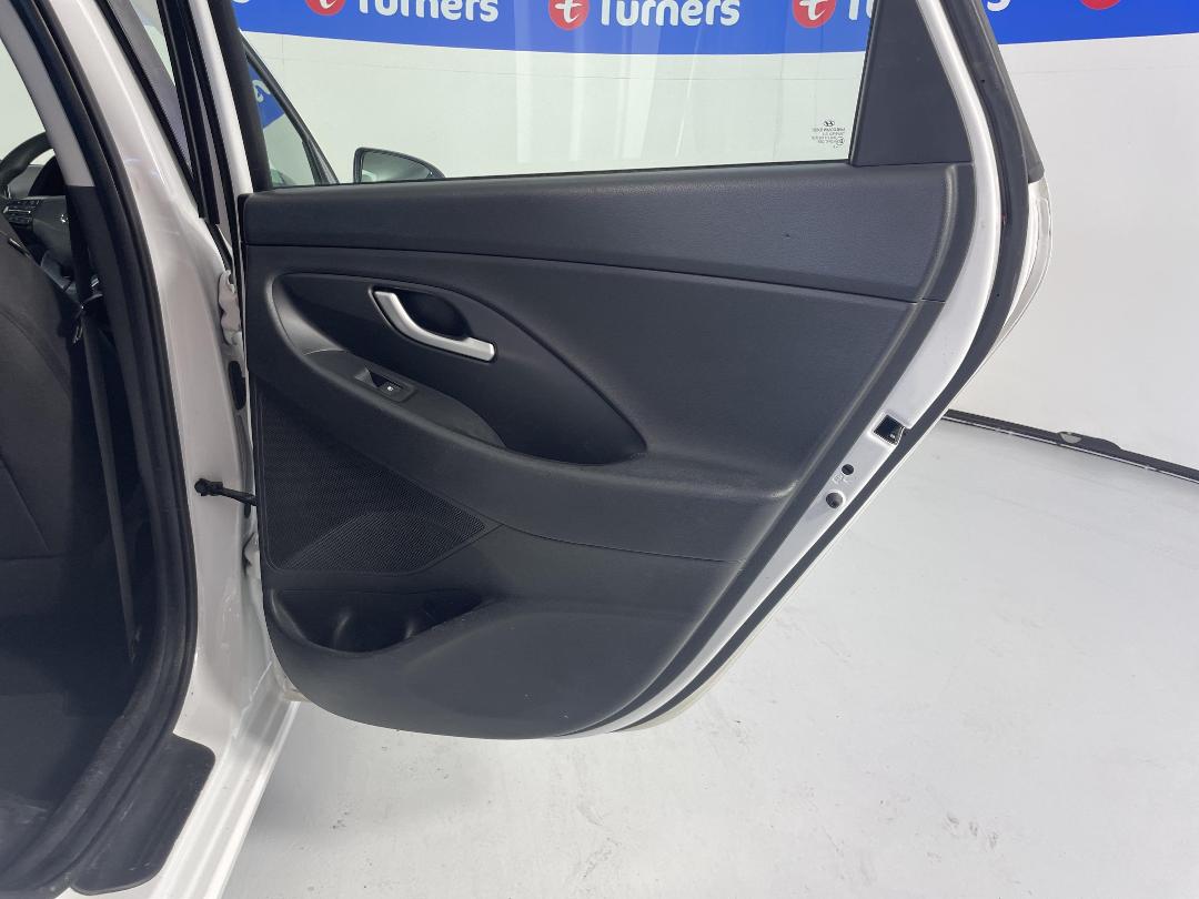 Photo '19' of Hyundai I30