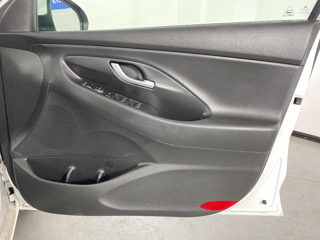 Photo '15' of Hyundai I30 Photo '15' of Hyundai I30