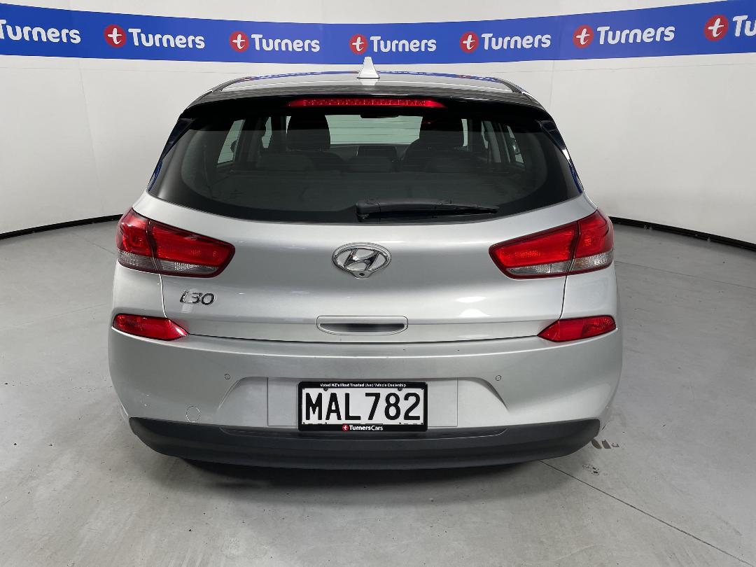 Photo '6' of Hyundai I30 Photo '6' of Hyundai I30