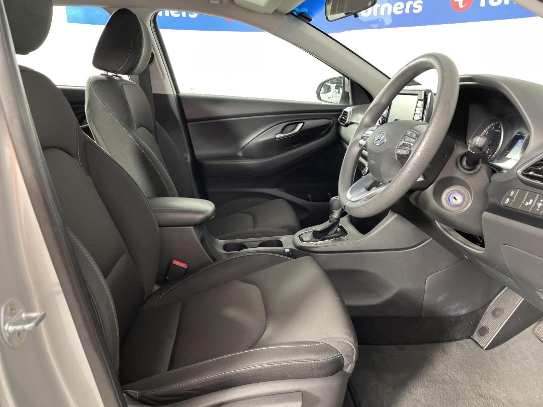 Photo '16' of Hyundai I30 Photo '16' of Hyundai I30