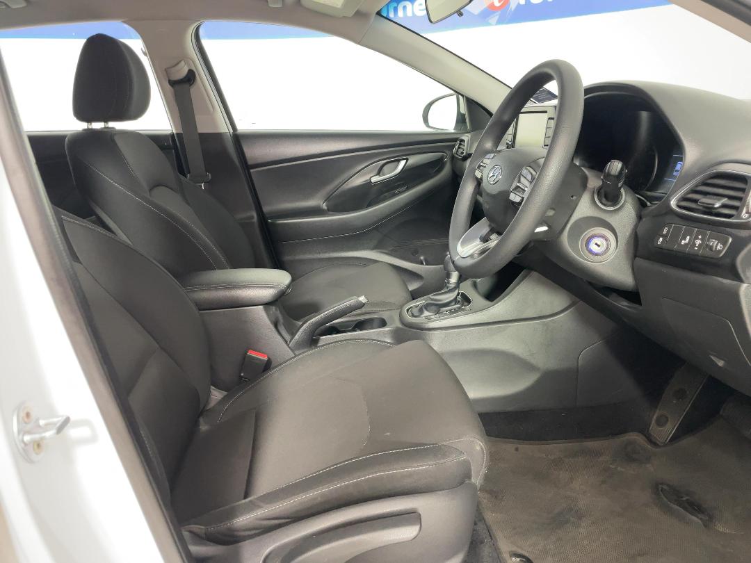 Photo '16' of Hyundai I30