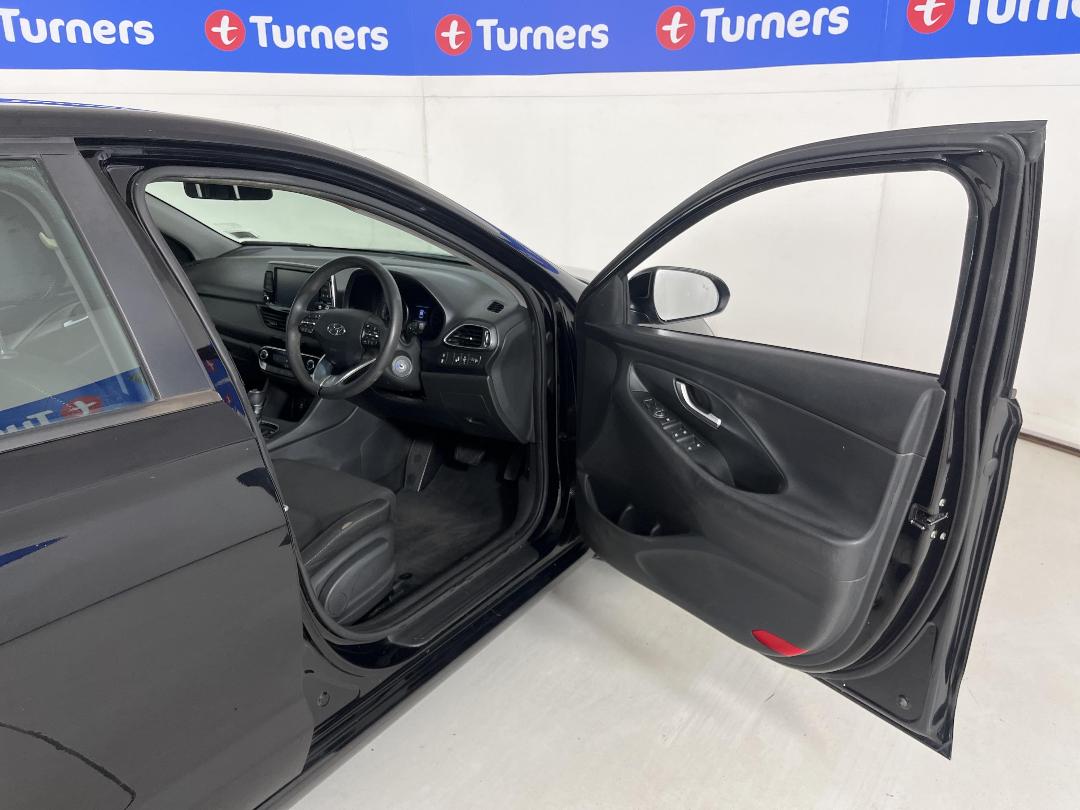 Photo '15' of Hyundai I30