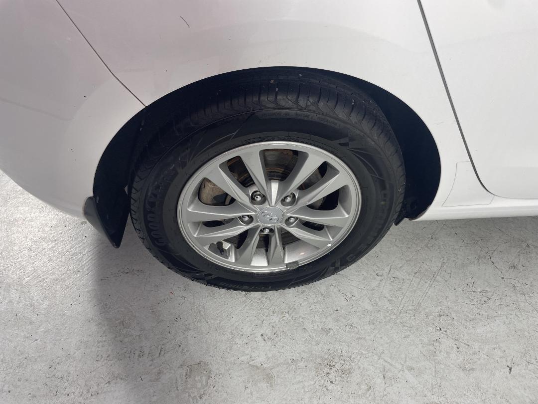 Photo '12' of Hyundai I30 Photo '12' of Hyundai I30