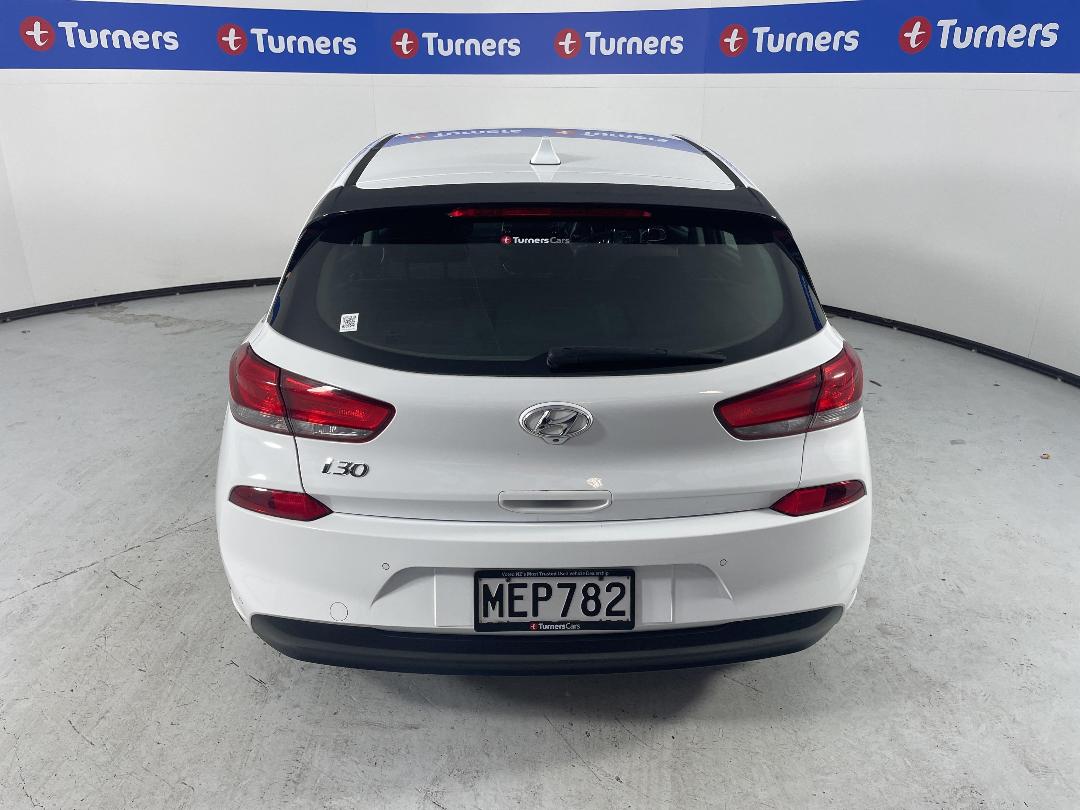 Photo '6' of Hyundai I30 Photo '6' of Hyundai I30