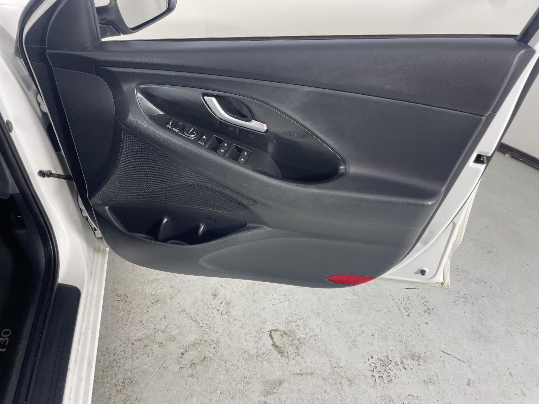 Photo '15' of Hyundai I30 Photo '15' of Hyundai I30