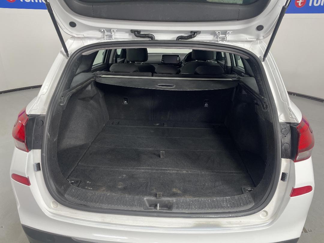 Photo '14' of Hyundai I30