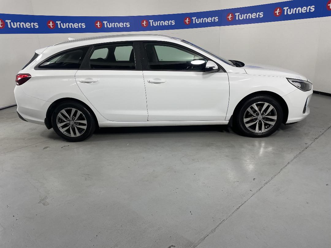 Photo '23' of Hyundai I30