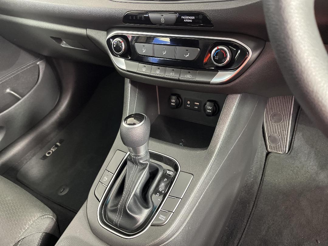 Photo '18' of Hyundai I30 Photo '18' of Hyundai I30