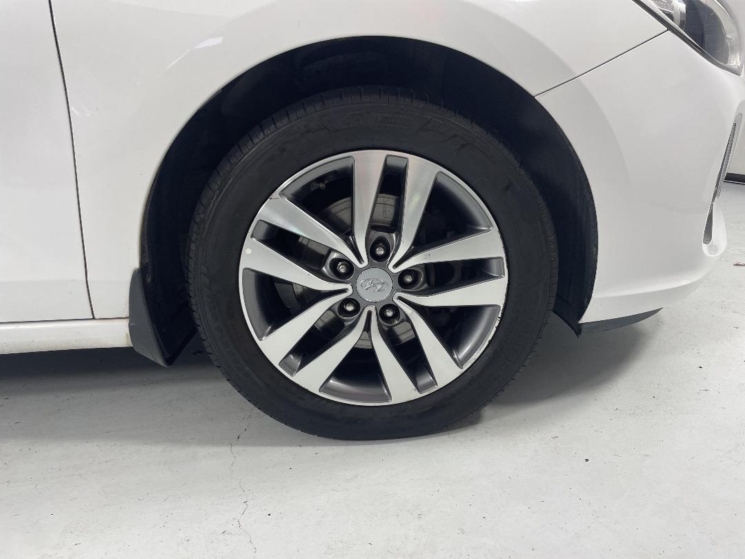 Photo '9' of Hyundai I30 Photo '9' of Hyundai I30