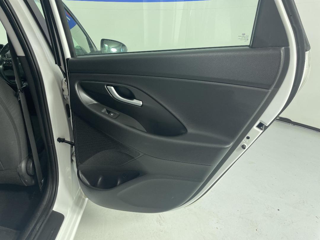 Photo '19' of Hyundai I30 Photo '19' of Hyundai I30