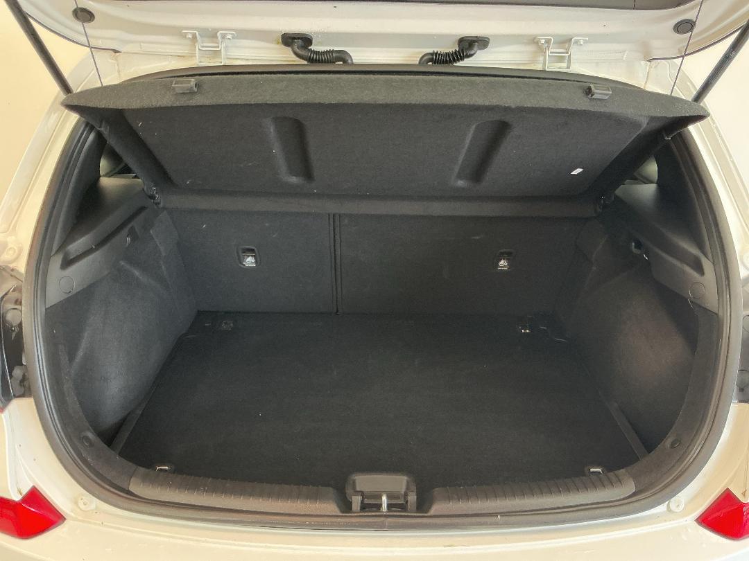 Photo '14' of Hyundai I30 Photo '14' of Hyundai I30