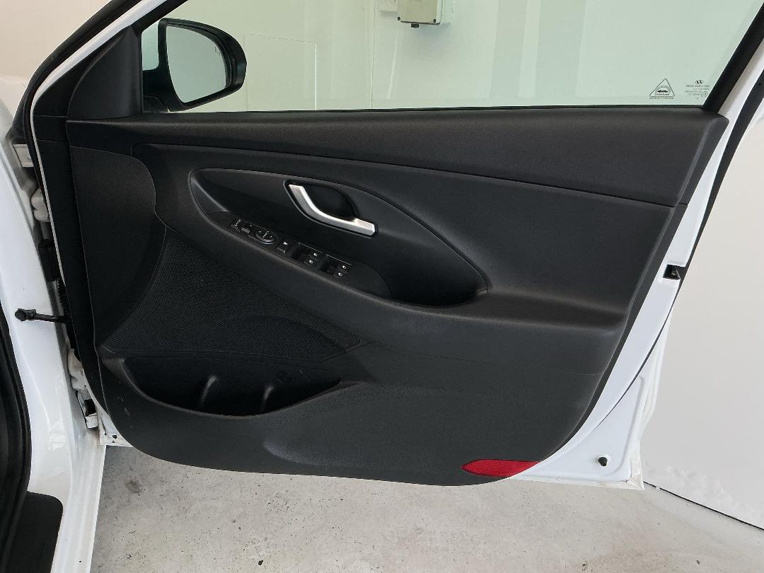 Photo '15' of Hyundai I30 Photo '15' of Hyundai I30