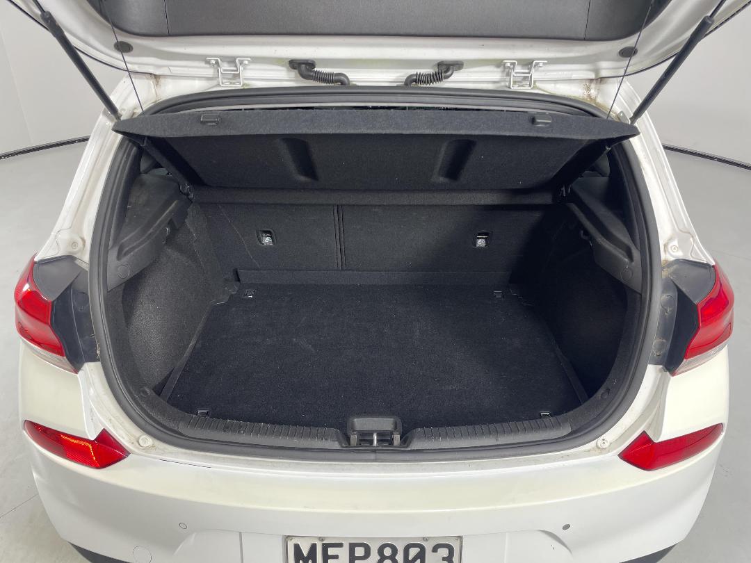 Photo '14' of Hyundai I30 Photo '14' of Hyundai I30