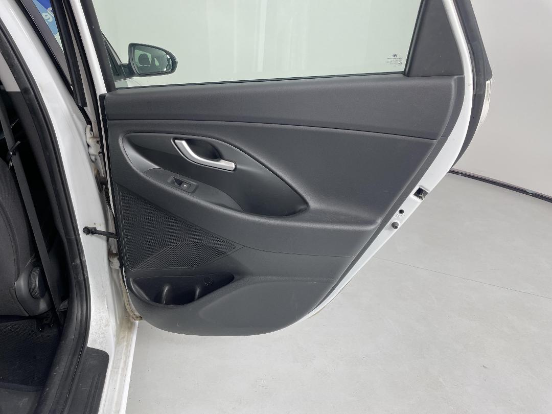 Photo '19' of Hyundai I30 Photo '19' of Hyundai I30