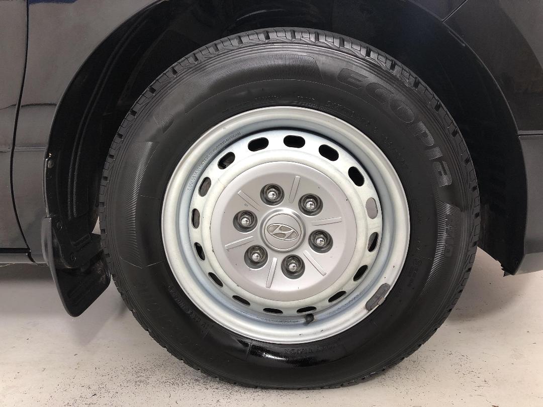 Photo '9' of Hyundai Iload Photo '9' of Hyundai Iload