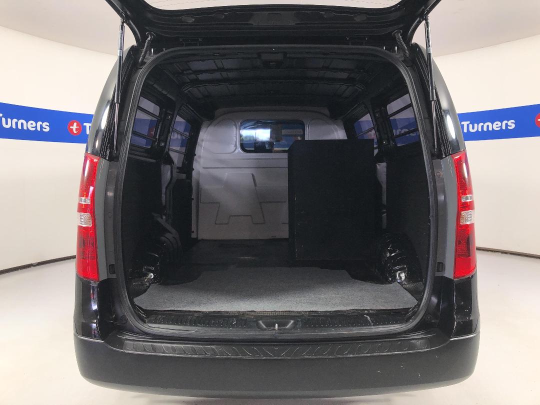 Photo '14' of Hyundai Iload Photo '14' of Hyundai Iload