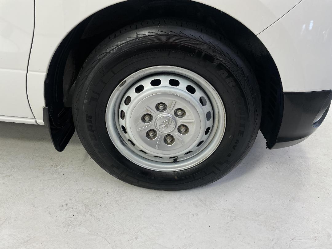 Photo '9' of Hyundai Iload Photo '9' of Hyundai Iload