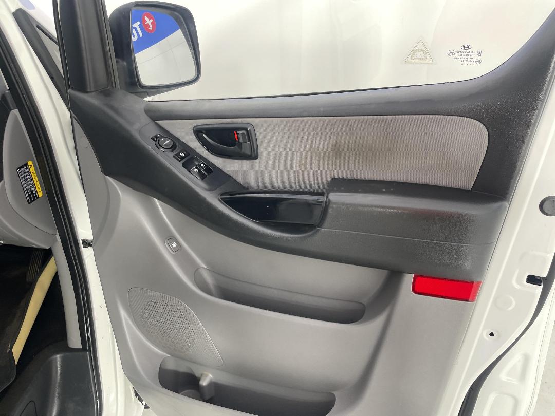 Photo '15' of Hyundai Iload Photo '15' of Hyundai Iload