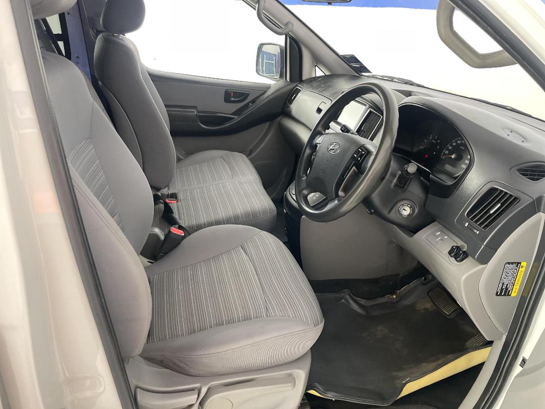 Photo '16' of Hyundai Iload Photo '16' of Hyundai Iload