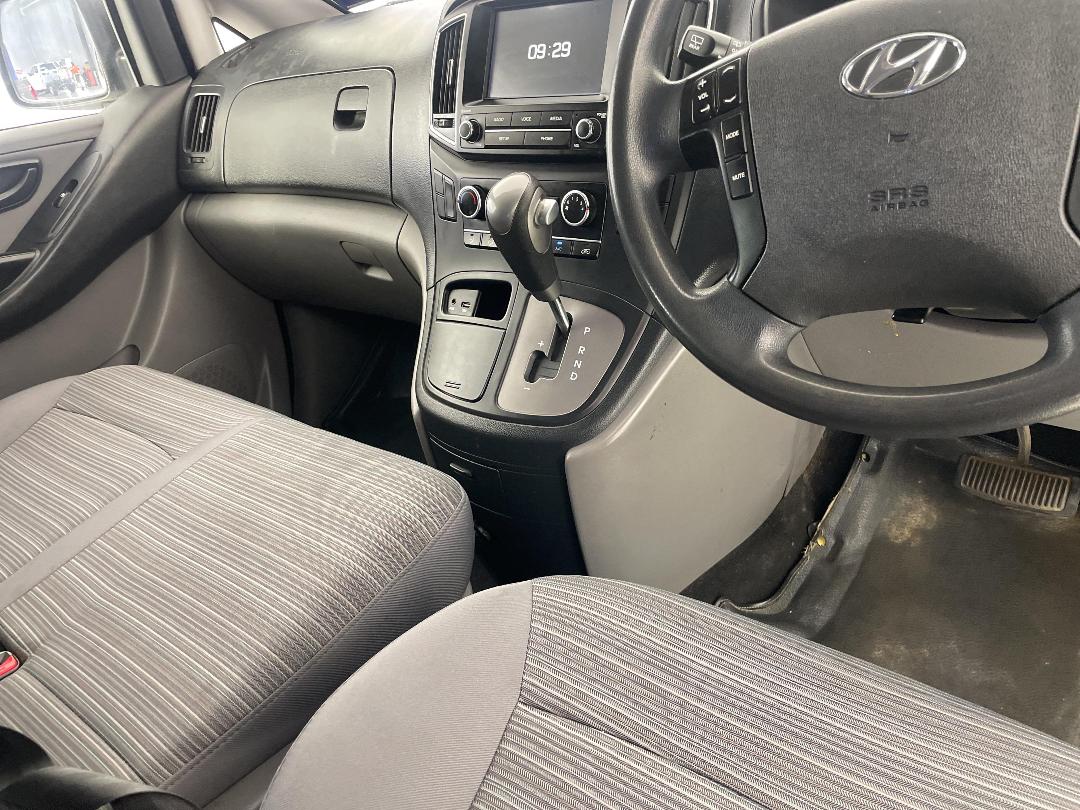 Photo '18' of Hyundai Iload Photo '18' of Hyundai Iload