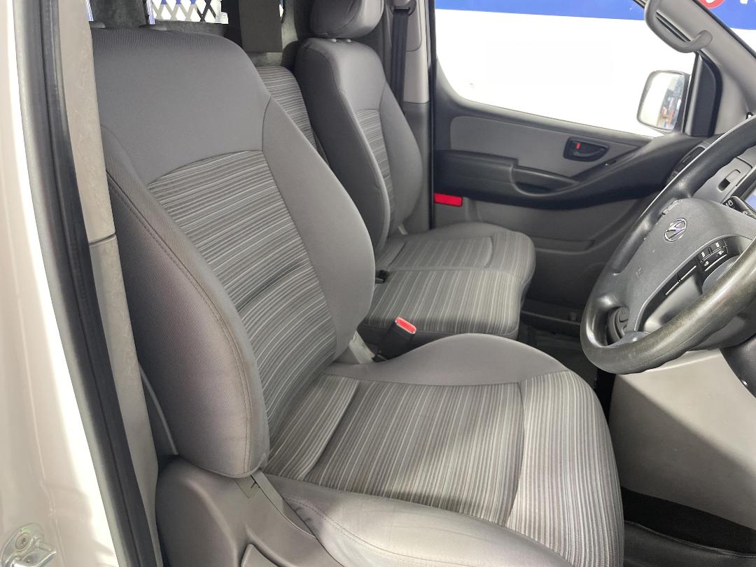 Photo '16' of Hyundai Iload