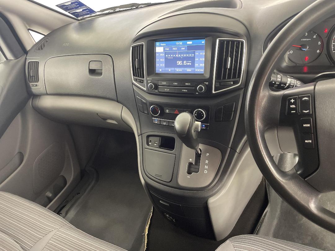 Photo '18' of Hyundai Iload