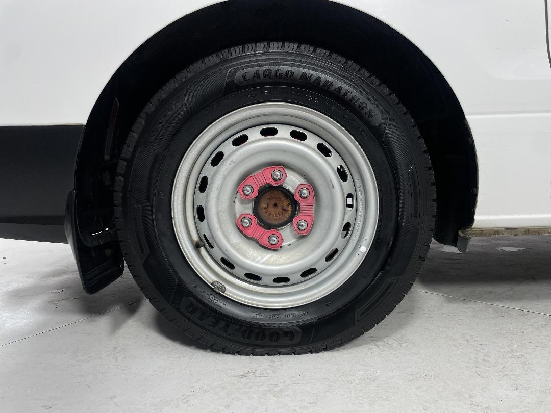 Photo '12' of Hyundai Iload Photo '12' of Hyundai Iload