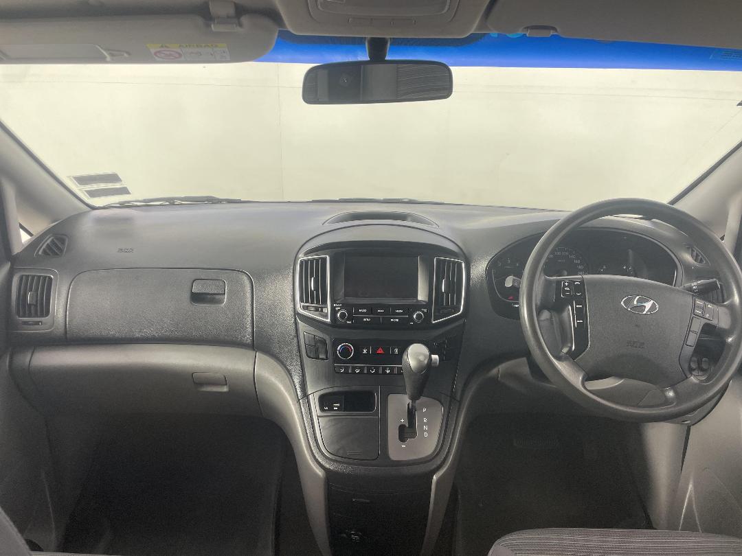 Photo '17' of Hyundai Iload Photo '17' of Hyundai Iload