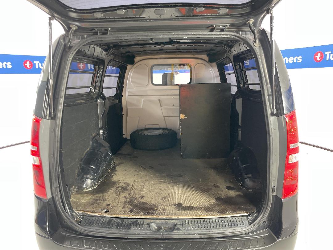 Photo '14' of Hyundai Iload Photo '14' of Hyundai Iload