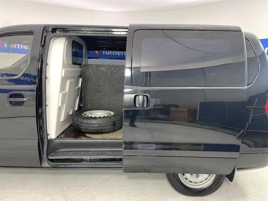 Photo '19' of Hyundai Iload Photo '19' of Hyundai Iload