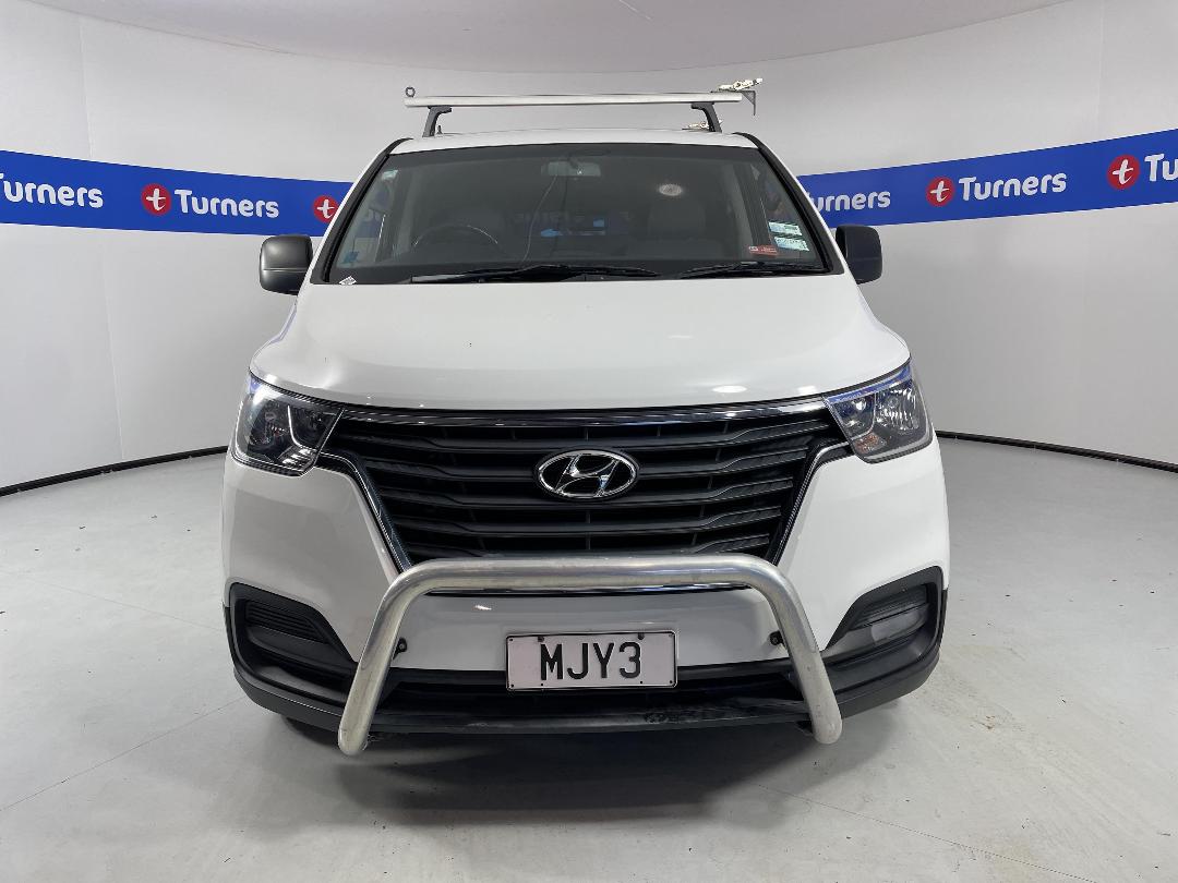 Photo '2' of Hyundai Iload Photo '2' of Hyundai Iload