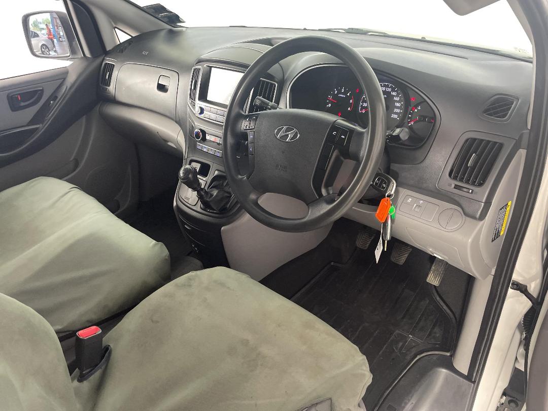 Photo '17' of Hyundai Iload