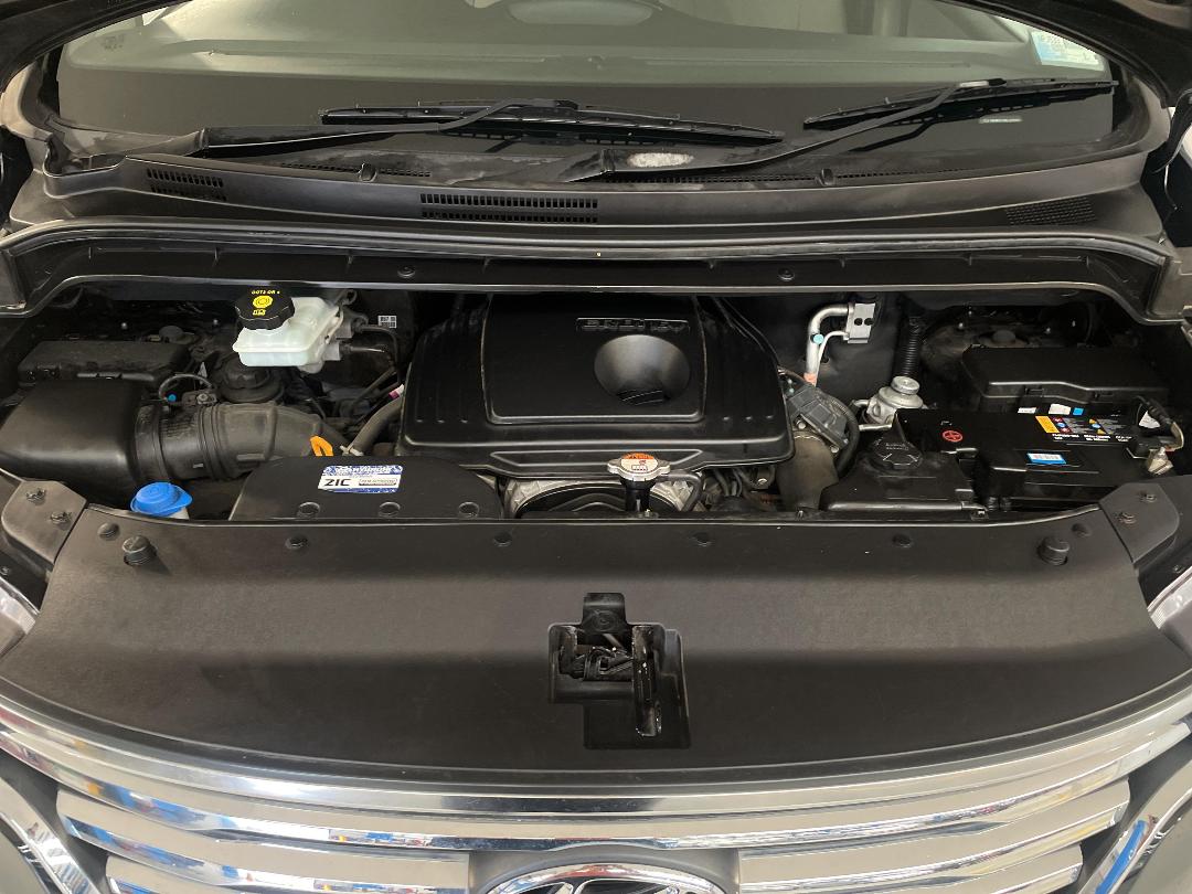 Photo '13' of Hyundai Imax