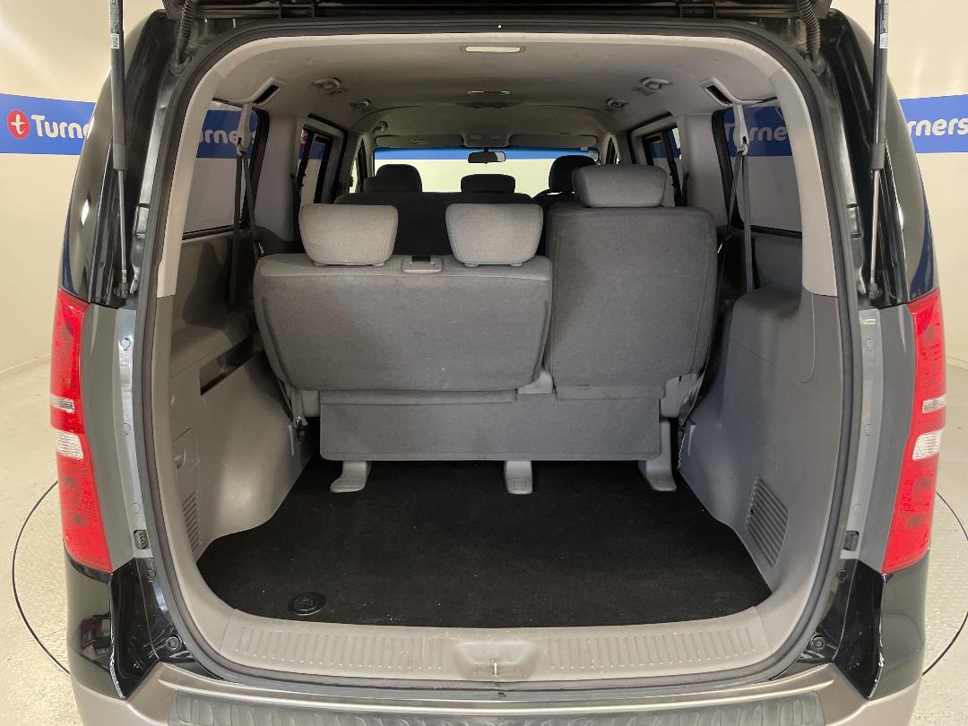 Photo '14' of Hyundai Imax