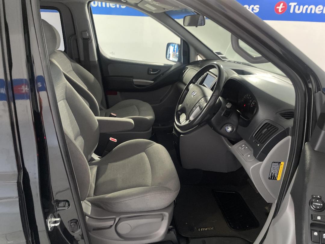 Photo '16' of Hyundai Imax