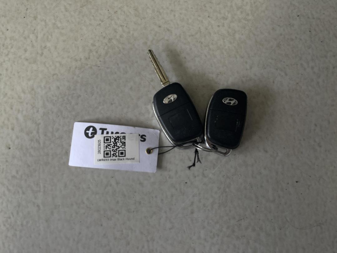 Photo '22' of Hyundai Imax Photo '22' of Hyundai Imax