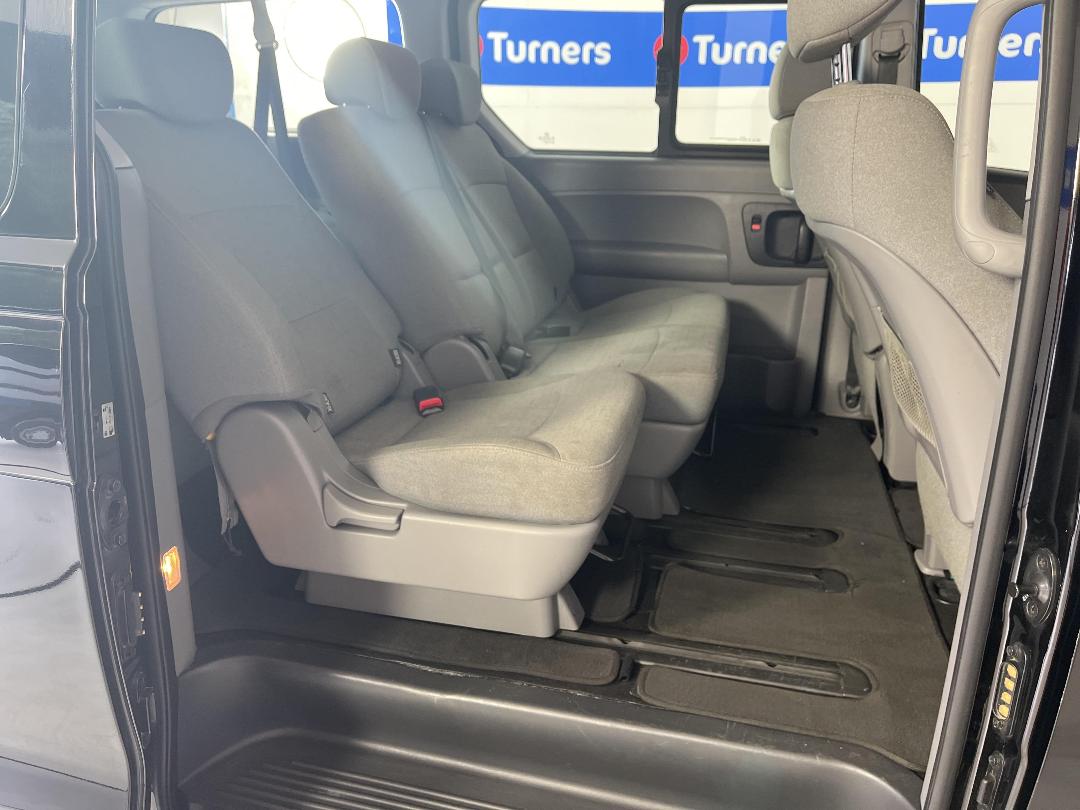 Photo '20' of Hyundai Imax Photo '20' of Hyundai Imax