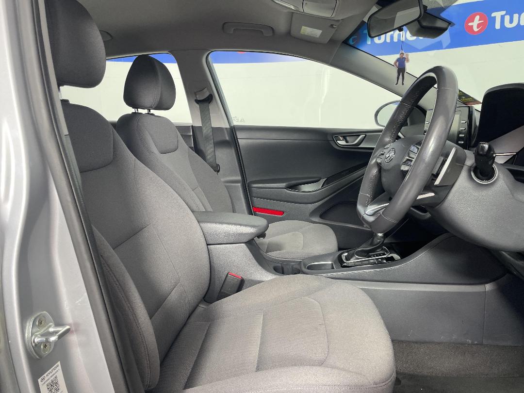 Photo '16' of Hyundai Ioniq