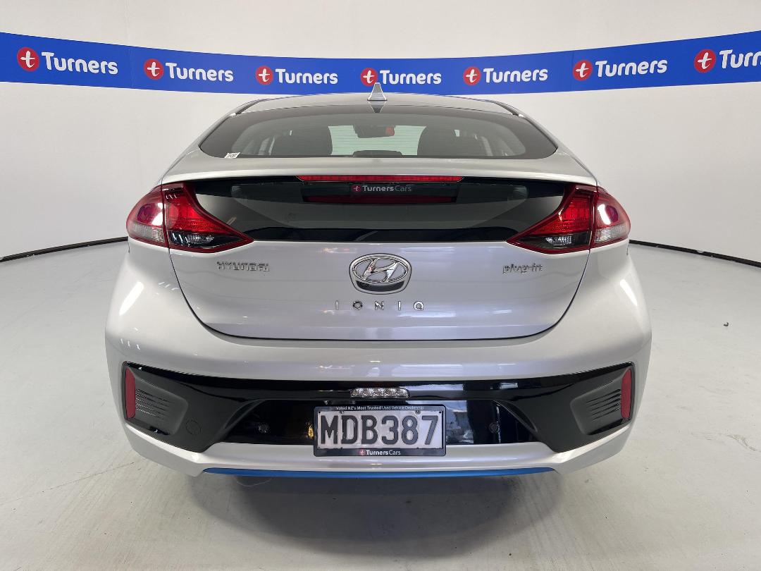 Photo '6' of Hyundai Ioniq