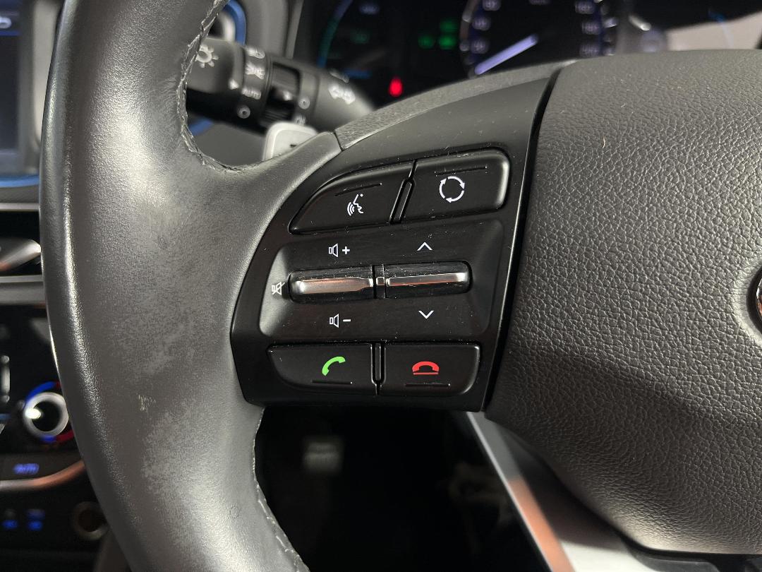 Photo '24' of Hyundai Ioniq