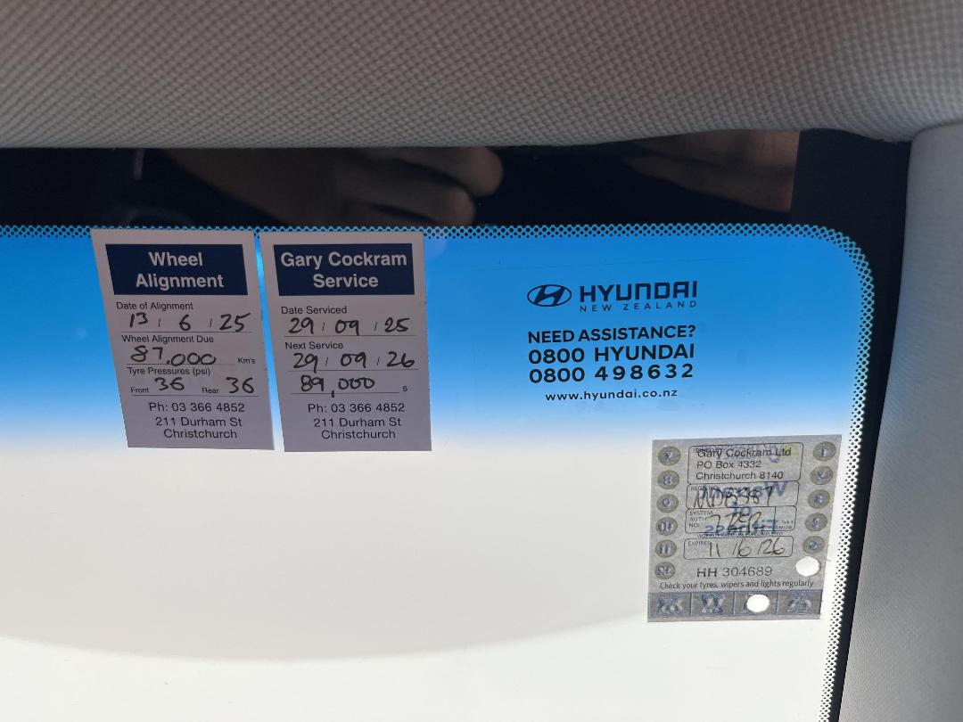 Photo '31' of Hyundai Ioniq
