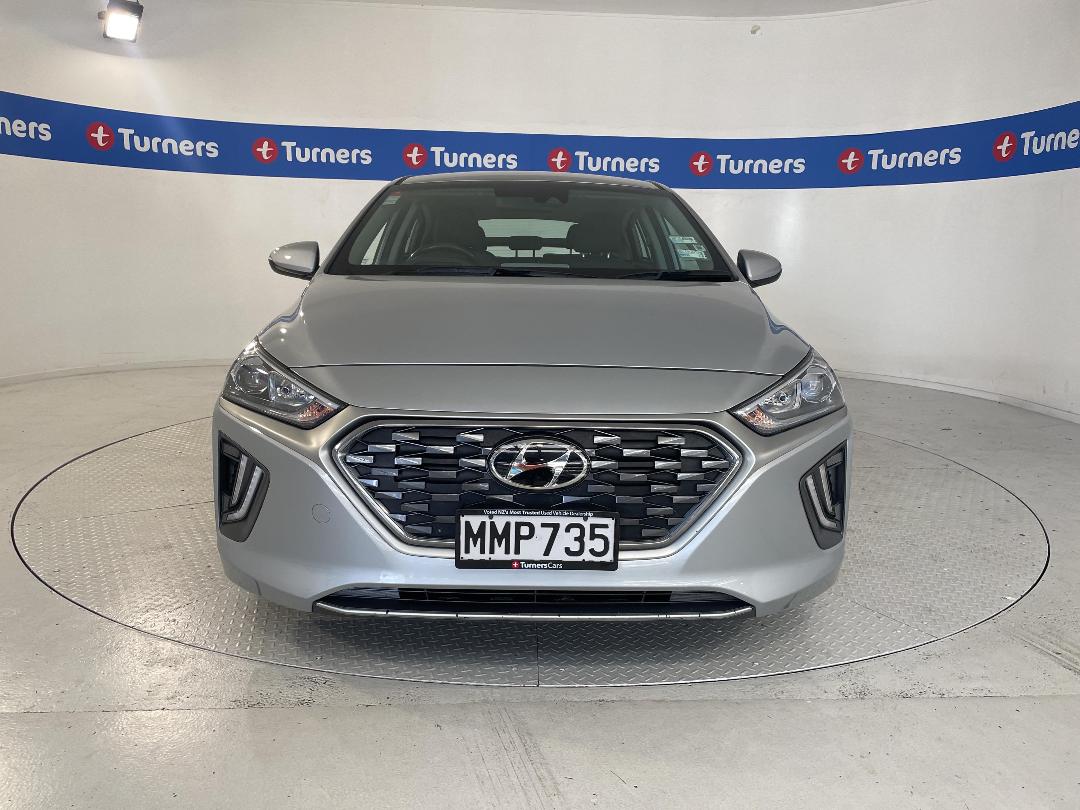 Photo '2' of Hyundai Ioniq Photo '2' of Hyundai Ioniq