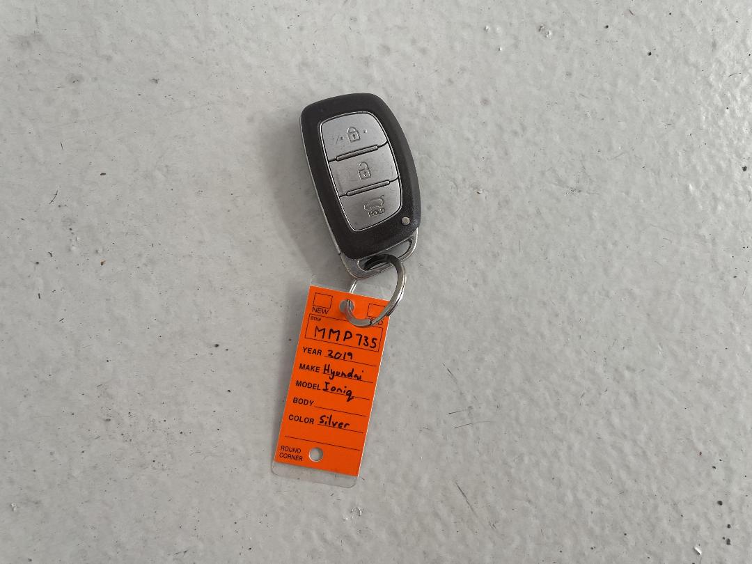 Photo '22' of Hyundai Ioniq Photo '22' of Hyundai Ioniq